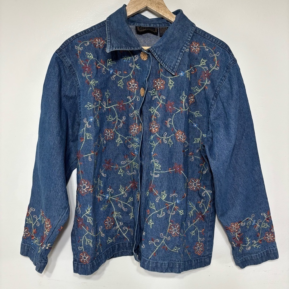 New Directions 100% Cotton Denim Embroidered Floral Button Down Top Size L
